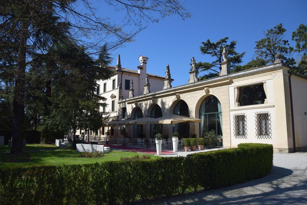 Italia